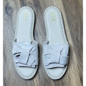 Women's Crevo Beige Suede Bow Slip On Espadrille  Sandals Size 11 EUC